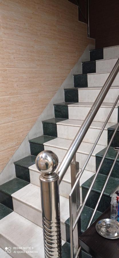 Hotel Ravi Residency Jalandhar Ngoại thất bức ảnh