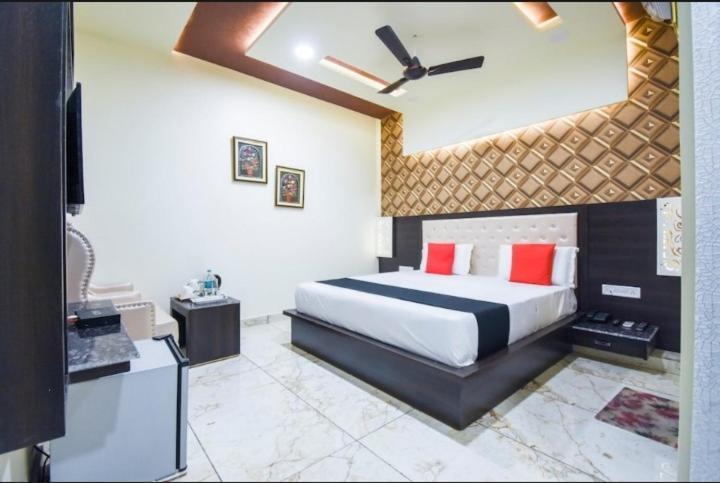 Hotel Ravi Residency Jalandhar Ngoại thất bức ảnh