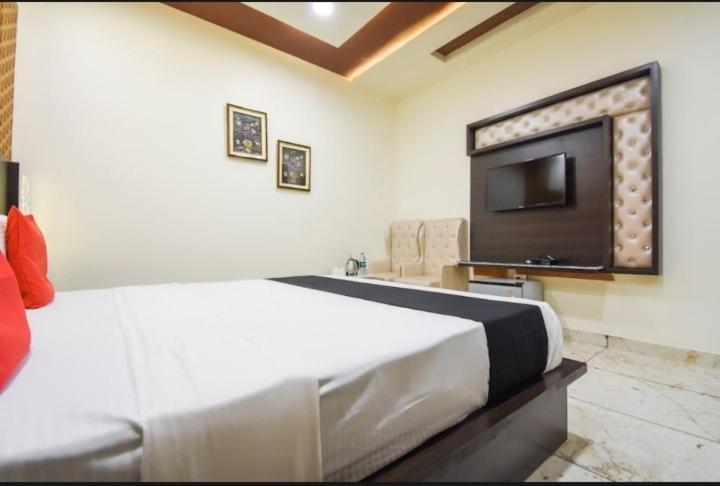 Hotel Ravi Residency Jalandhar Ngoại thất bức ảnh